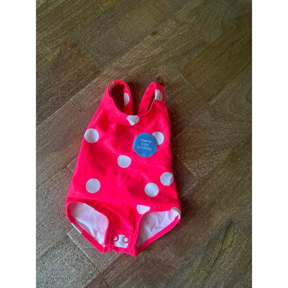 Newborn polka dot Swimsuit - Picture 1 of 3